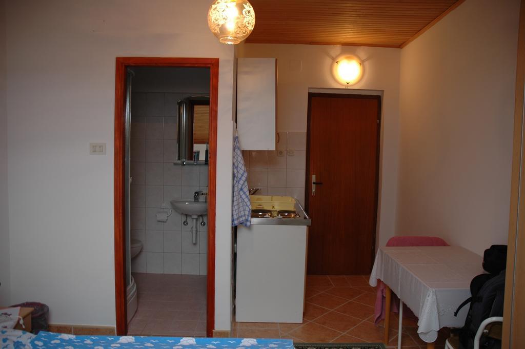 Apartment Latinovic Vodice Habitación foto
